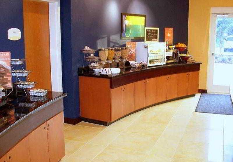 Fairfield Inn & Suites Palm Coast I-95 Restaurant foto